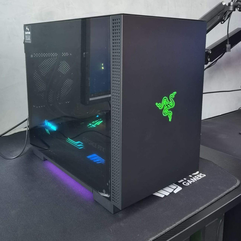 (Pre-Built) Gaming PC Intel i9-9900K w/ Zotac RTX 2060 Twin Fan & Razer Tomahawk M1 Mini